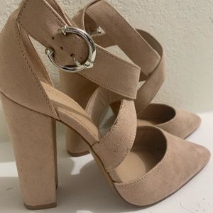 Chunky Faux Point Toe Heels